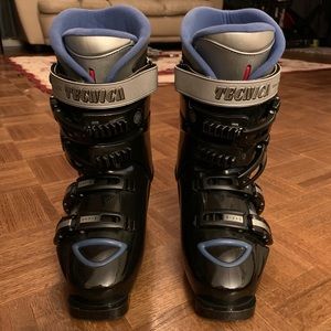 TECNICA Ski Boots 🎿